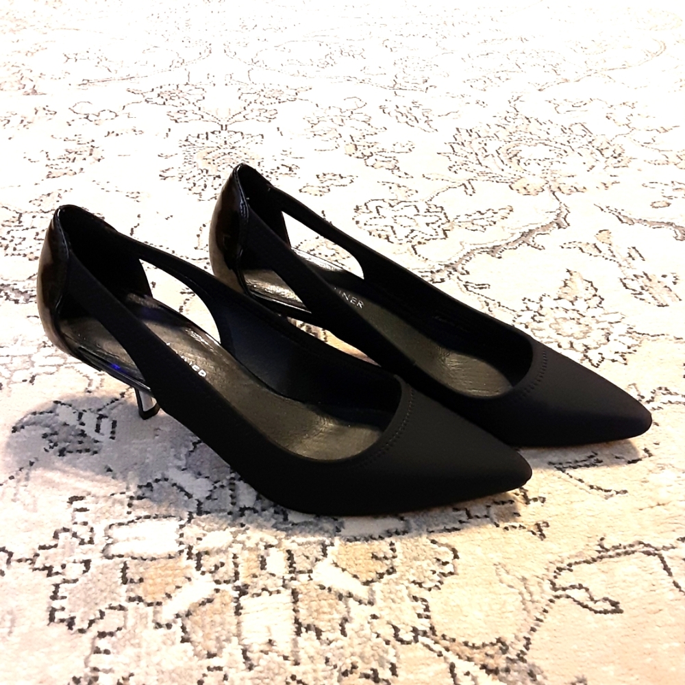 Donald J. Pliner Black Heels